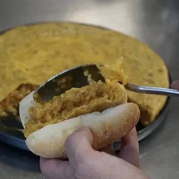 Montañuco de tortilla a la plancha